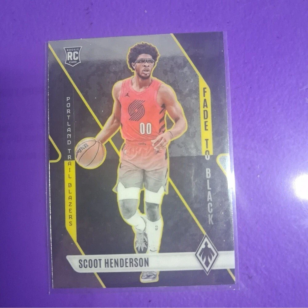 2023-24 Panini Phoenix - Fade to Black Scoot Henderson #6 (RC)